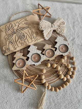 Poslední den v roce… Děkuju všem, kdo tu letos tvořili se mnou. Užijte si dnešek po svém 🤍